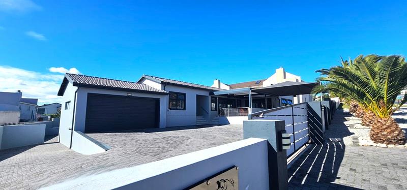 4 Bedroom Property for Sale in Myburgh Park Western Cape